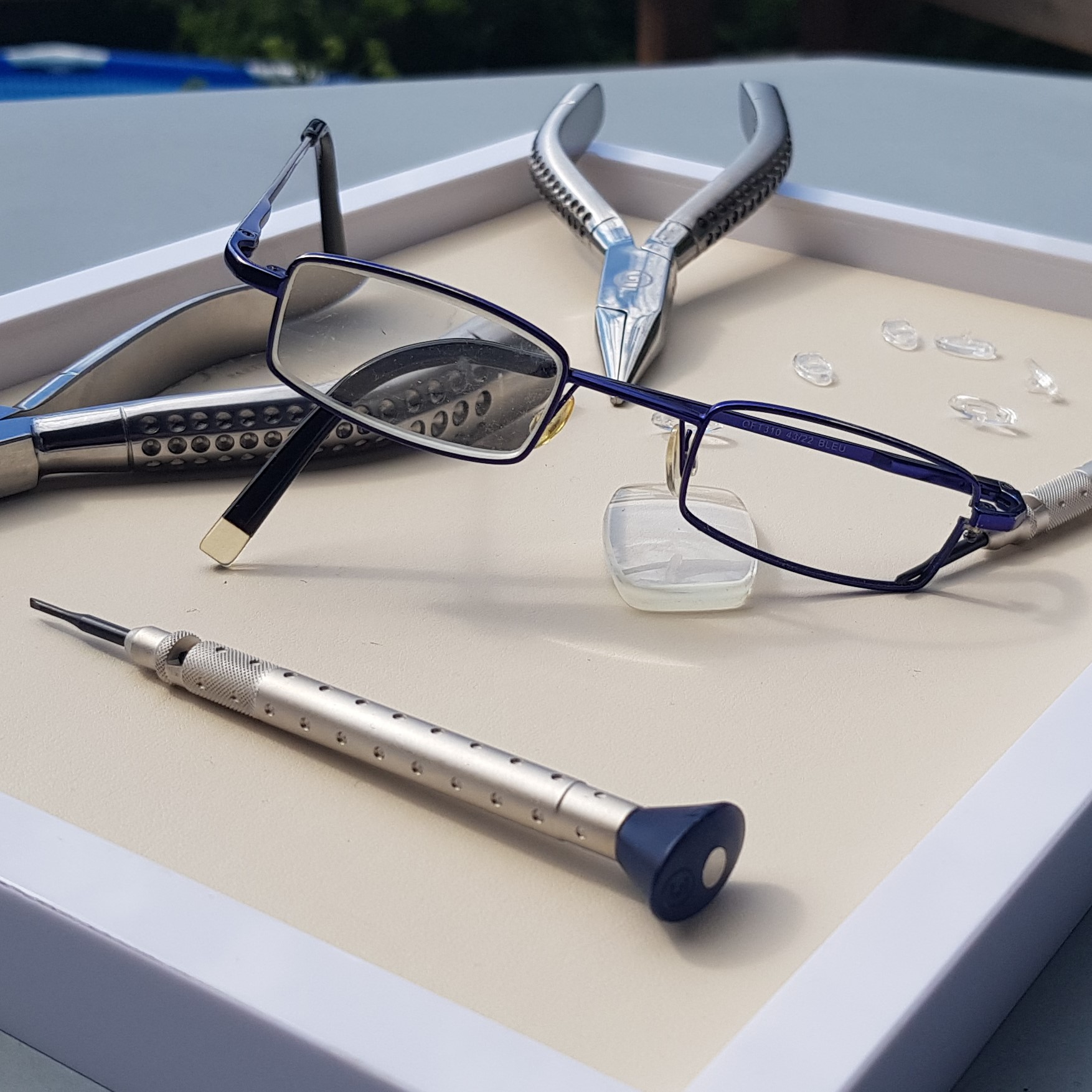 Réparations, entretien, ajustage, contrôle 